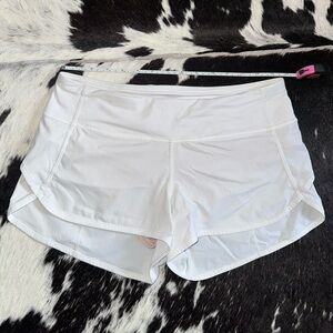 Lululemon White Speed Up Low-Rise Lined Shorts, 2.5” Size 6